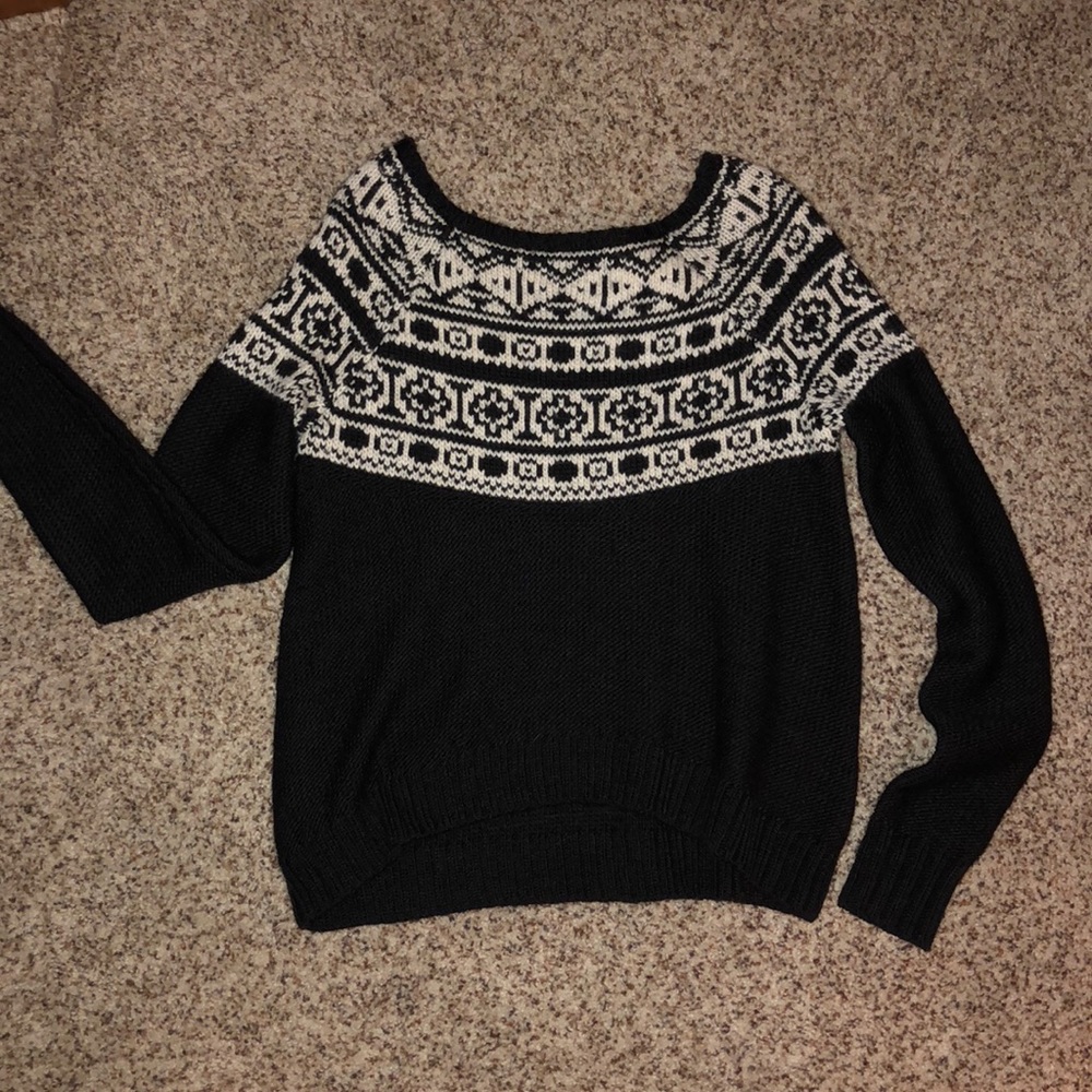 American Eagle sweater